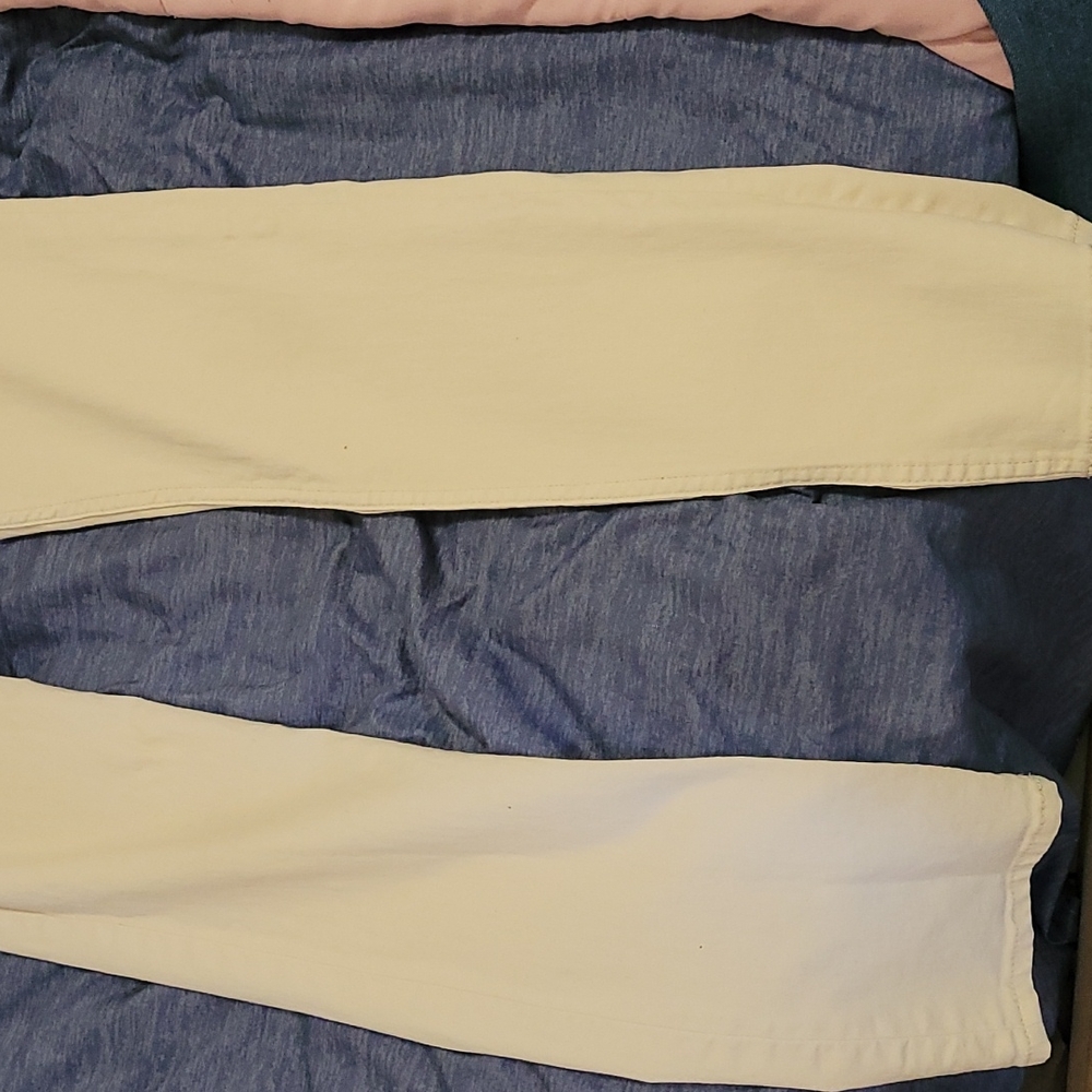 Jeans - Picture 2 of 3